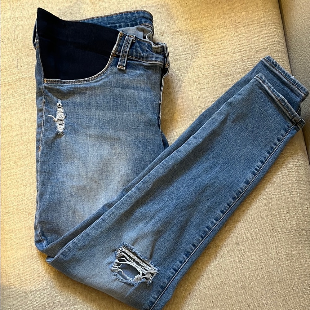 Maternity Jeans size 6